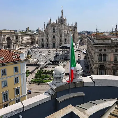Prestige Boutique Aparthotel - Piazza Duomo View-3